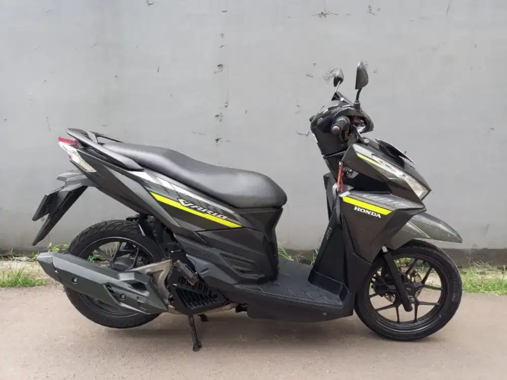 Honda vario 125 tahun 2018 surat lengkap pajak tela plat jakpus