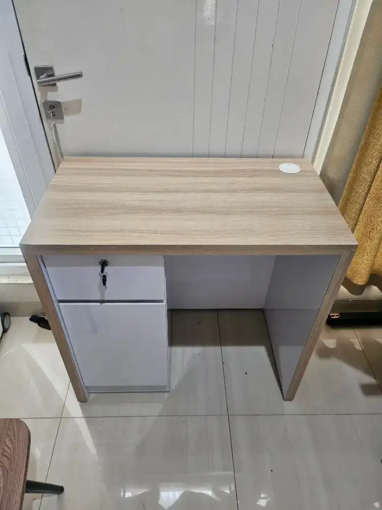 Meja Belajar / Meja Kerja