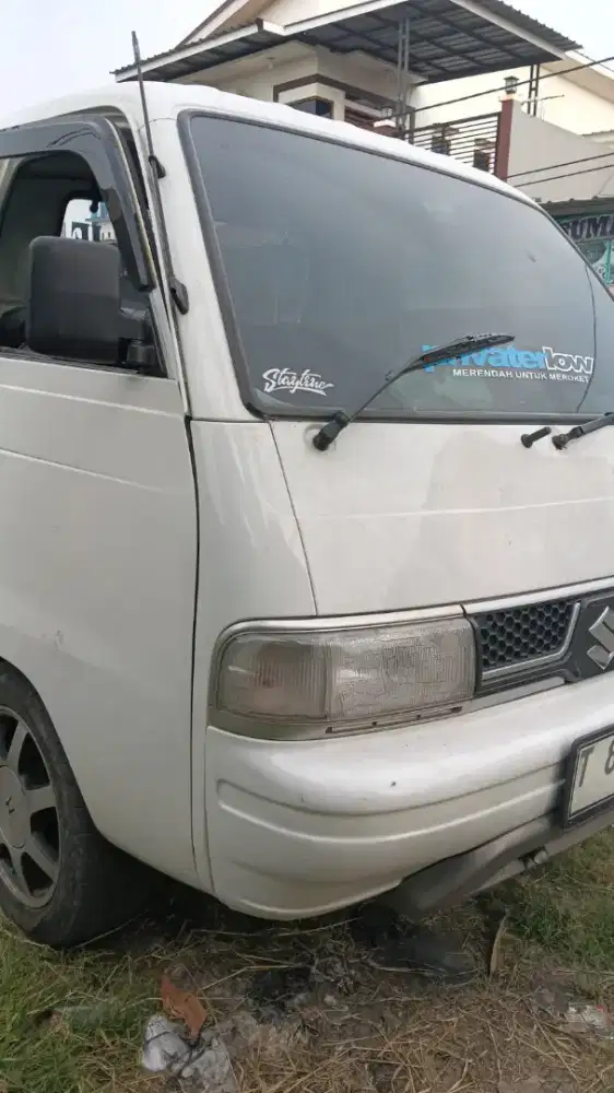 Carry pick up 2001 . Lengkap