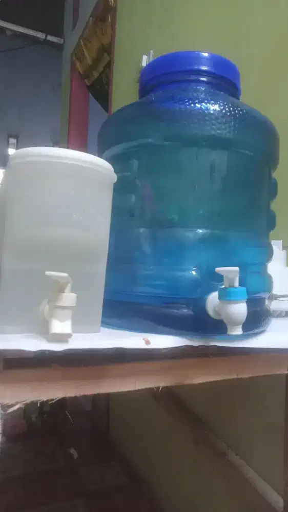 Perabotan anak kost