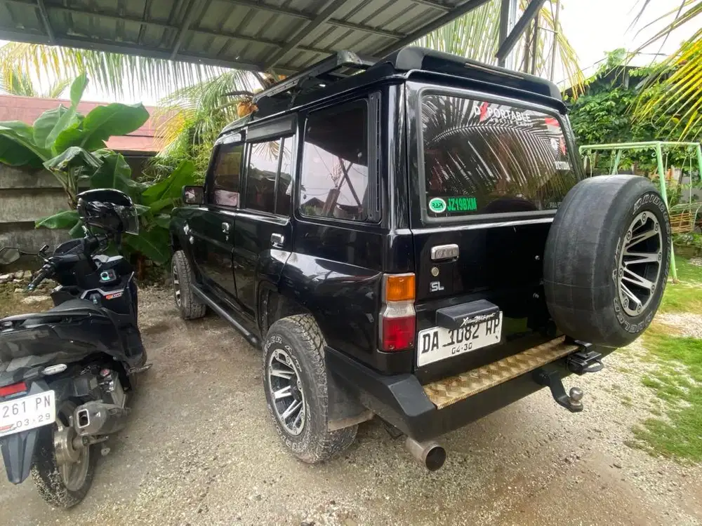 Daihatsu feriza 5 pintu