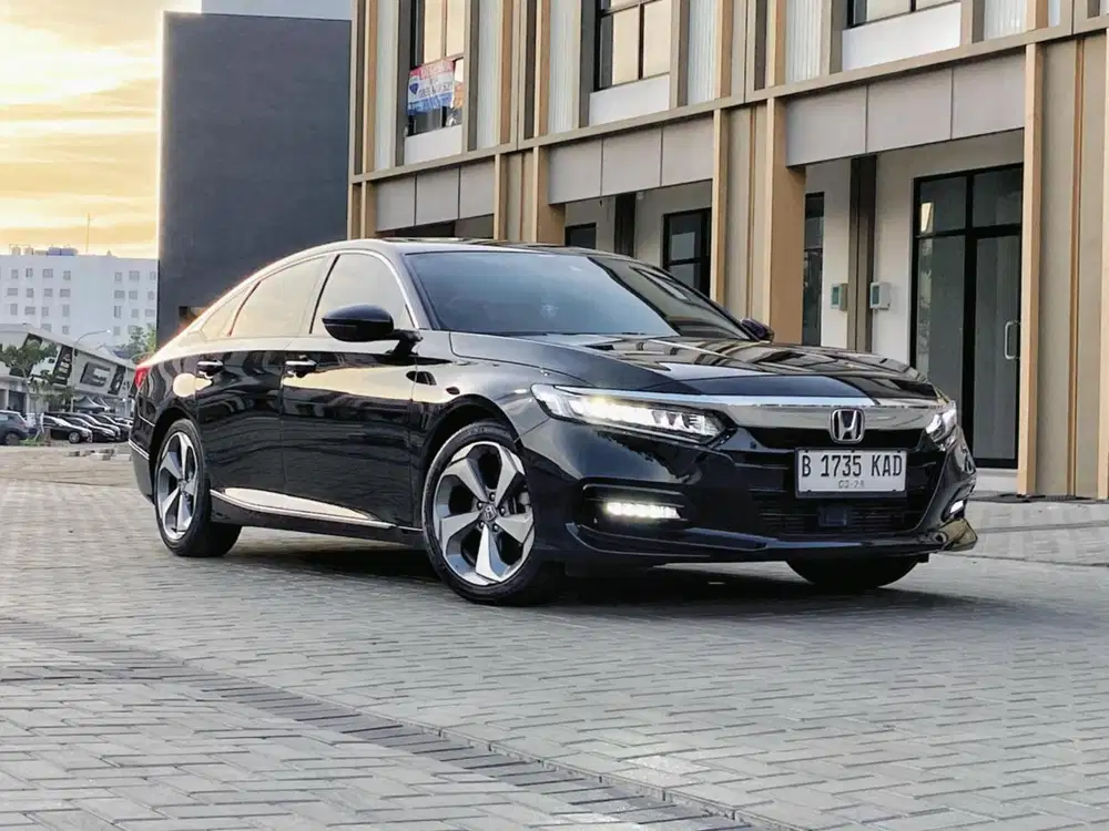 Honda ACCORD 1.5 EL Turbo Sensing AT Sunroft Bensin 2023 Hitam 2024
