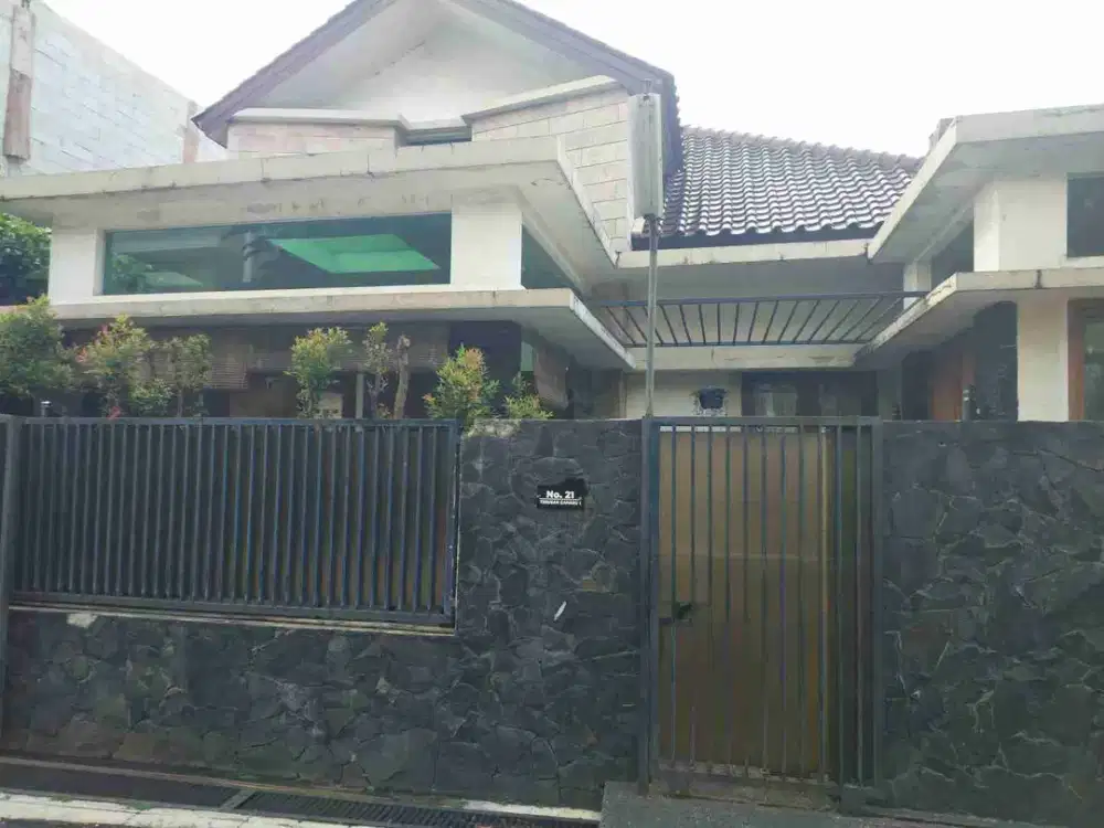 Rumah 2 Lantai Siap Huni Bebas Banjir di Cipete