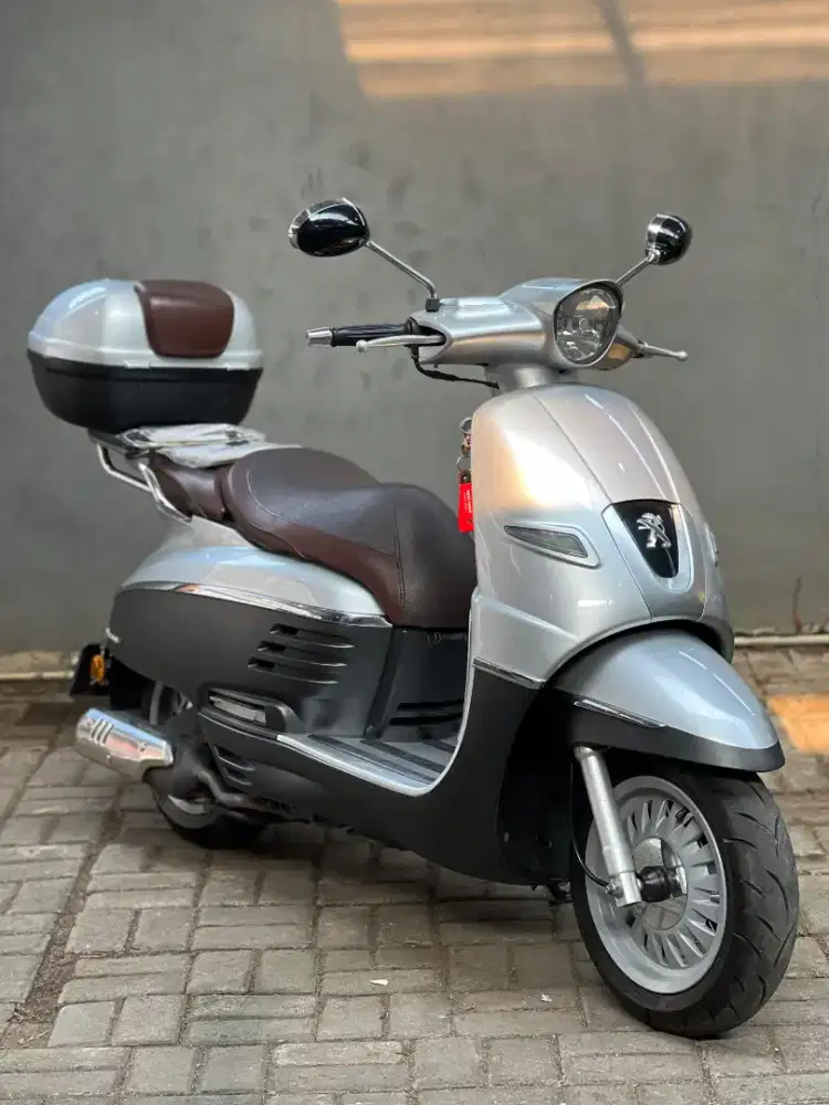Peugeot Django 2015 with Box Allure KM 11rb