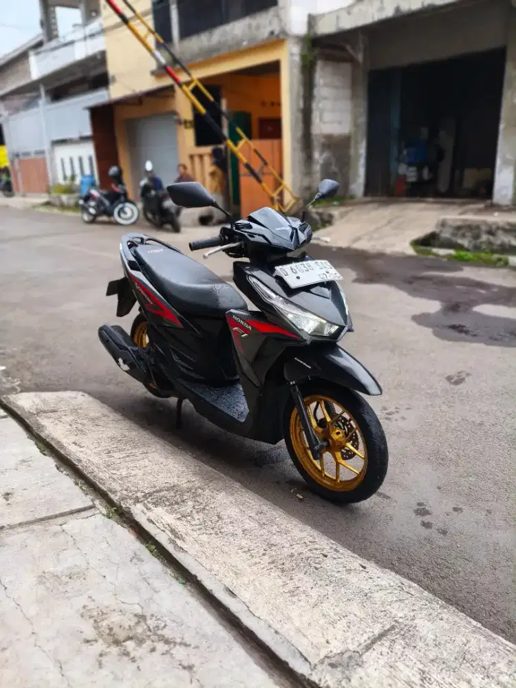 VARIO 125 LED OLD 2015