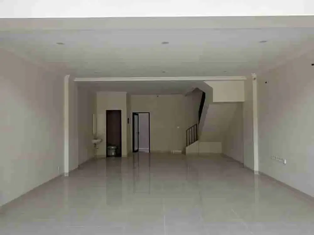 Langka Disewakan Ruko 4 Lantai Area Kawasan Pendidikan Cocok Utk Tempat Kursus, Coffee Shop, Gym di Ruko Quantum Gading Serpong