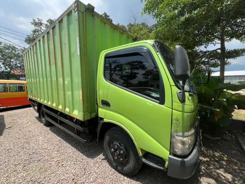 Dijual Truk Hino Dutro 2018 Terawat Untuk Bisnis