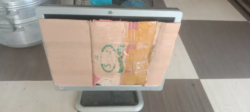 Monitor merk hp 17