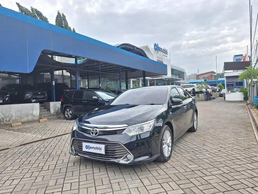 TDP 1 JUTA Toyota Camry 2.5 V Bensin-AT 2018 Hitam CCBEB