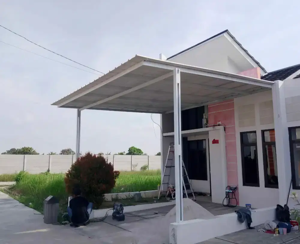 Pasang kanopi baja ringan