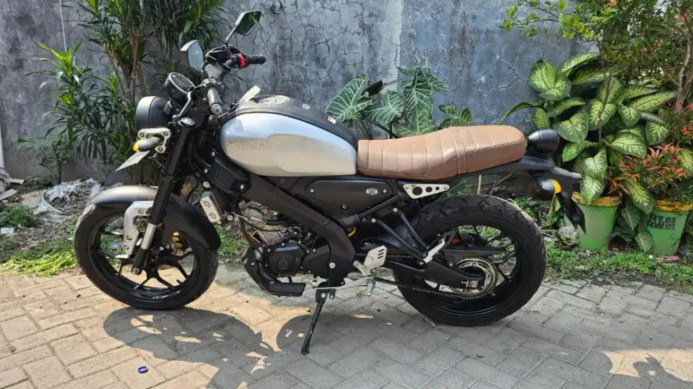 ENY MOTOR- YAMAHA XSR KM 19RB 2022