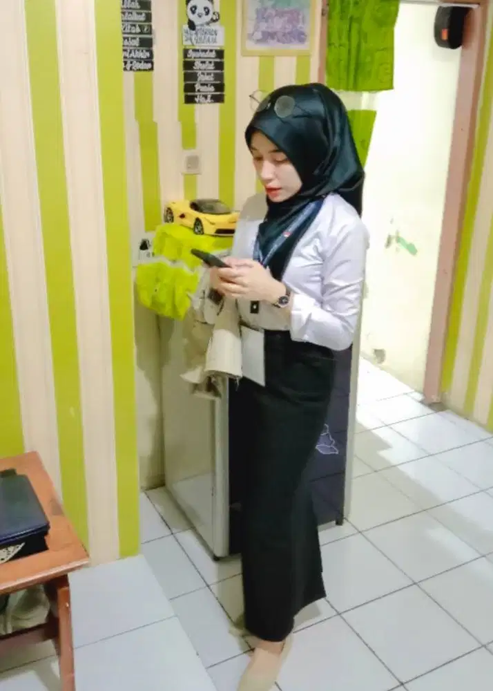 Cari pekerjaan adm, recepcionist, staff kantor dll