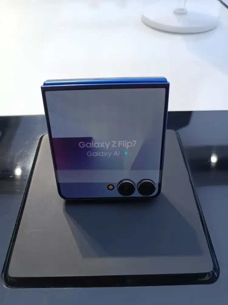 Samsung Galaxy Z flip7