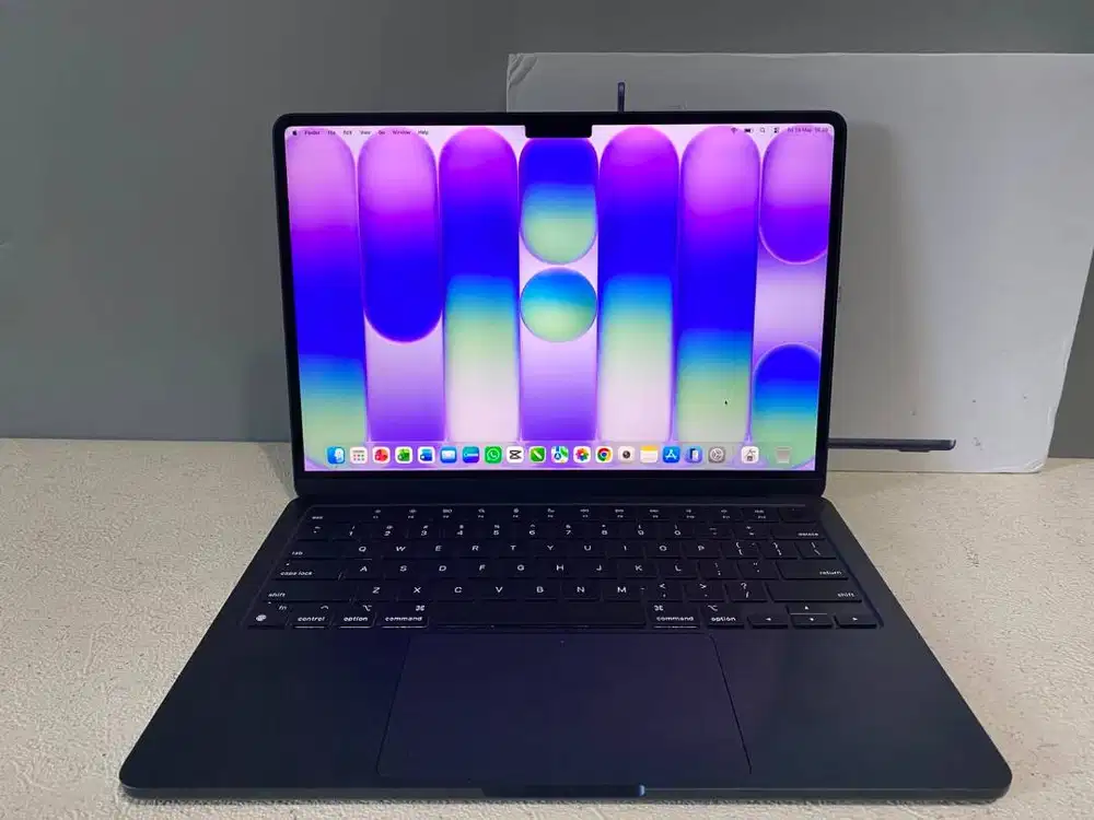 MacBook Air M2 16/256 Ex iBox Fullset — BH 100% CC 10 | Tipis, Eleg