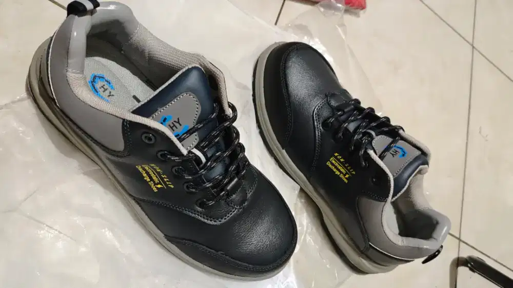 Sepatu Safety Shoes Korea Baru