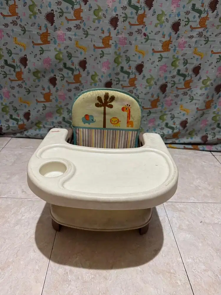 Kursi Makan Bayi