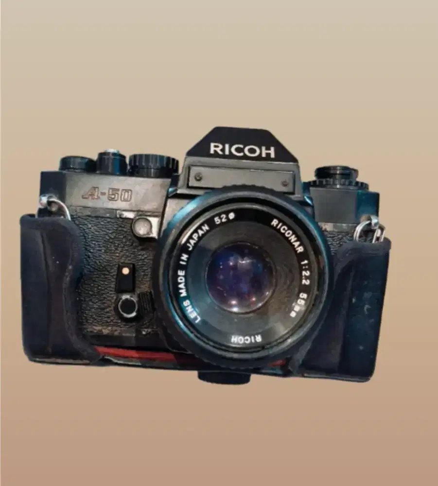 Kamera jadul merk Ricoh Japan utk display