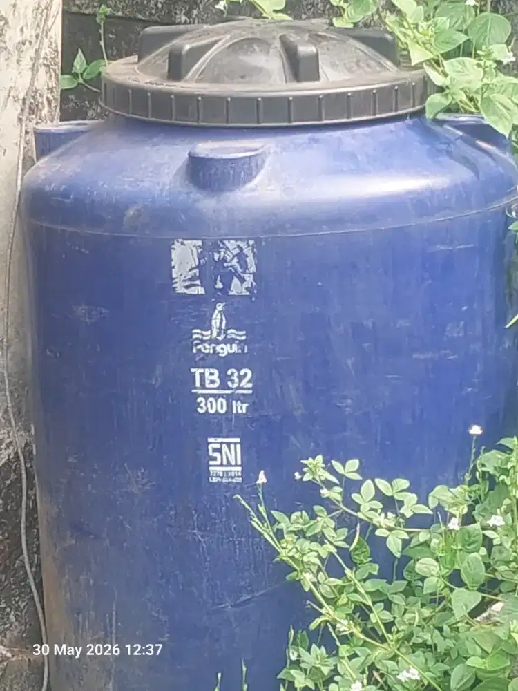 Jual Butuh Toren Penguin 300 liter
