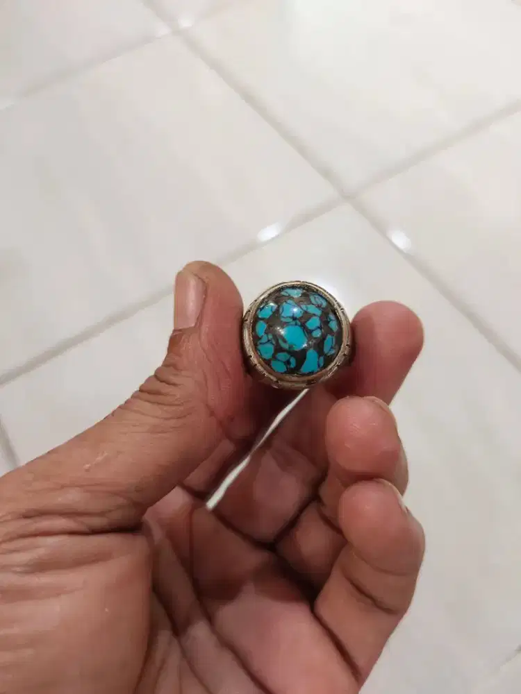 Cincin batu permata pirus persia