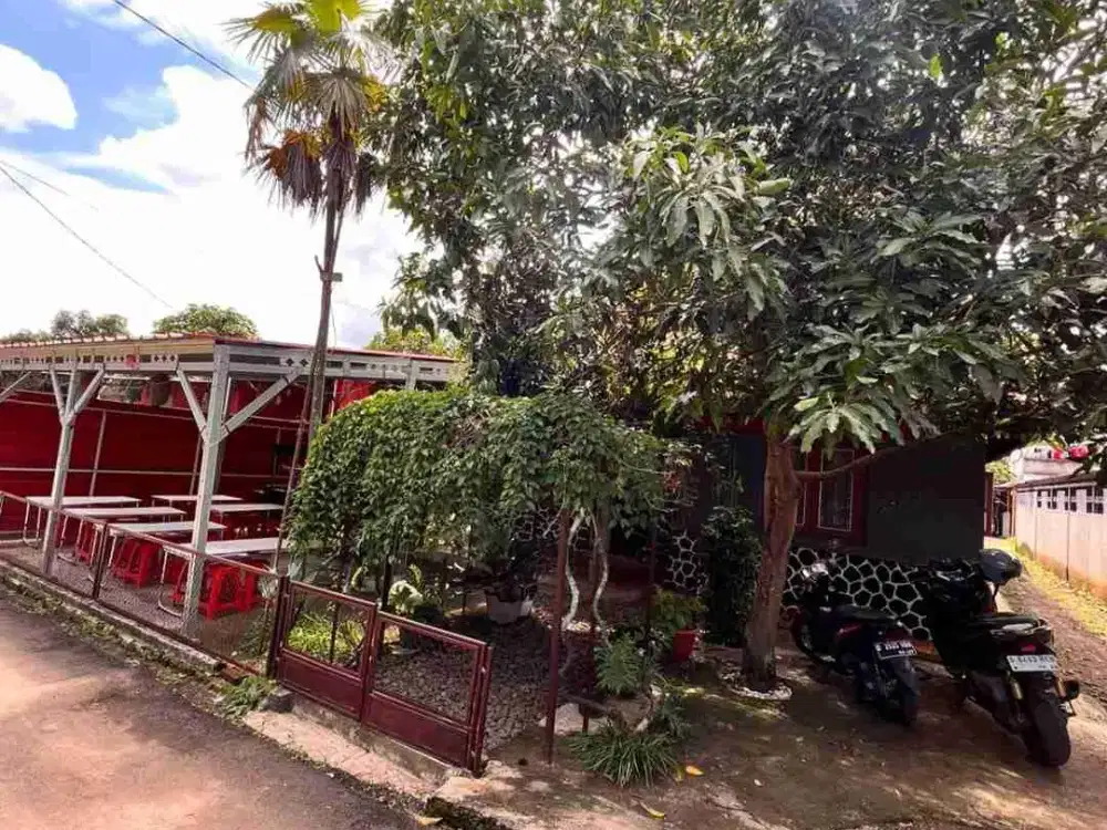 Dijual Rumah Luas Bisa Untuk Usaha Cafe dan Rumah Makan di Majesetra Majalaya