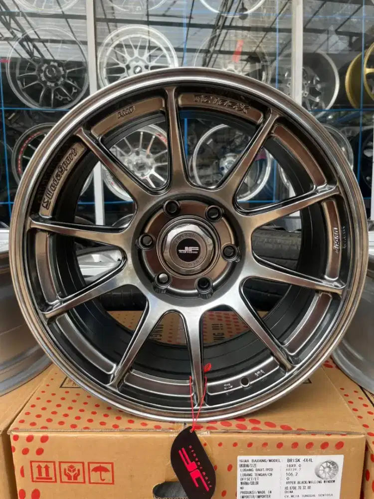 Wedssport tc105x ring 18 lebar 9 pcd 6x139,7 ET 0 fortuner pajero