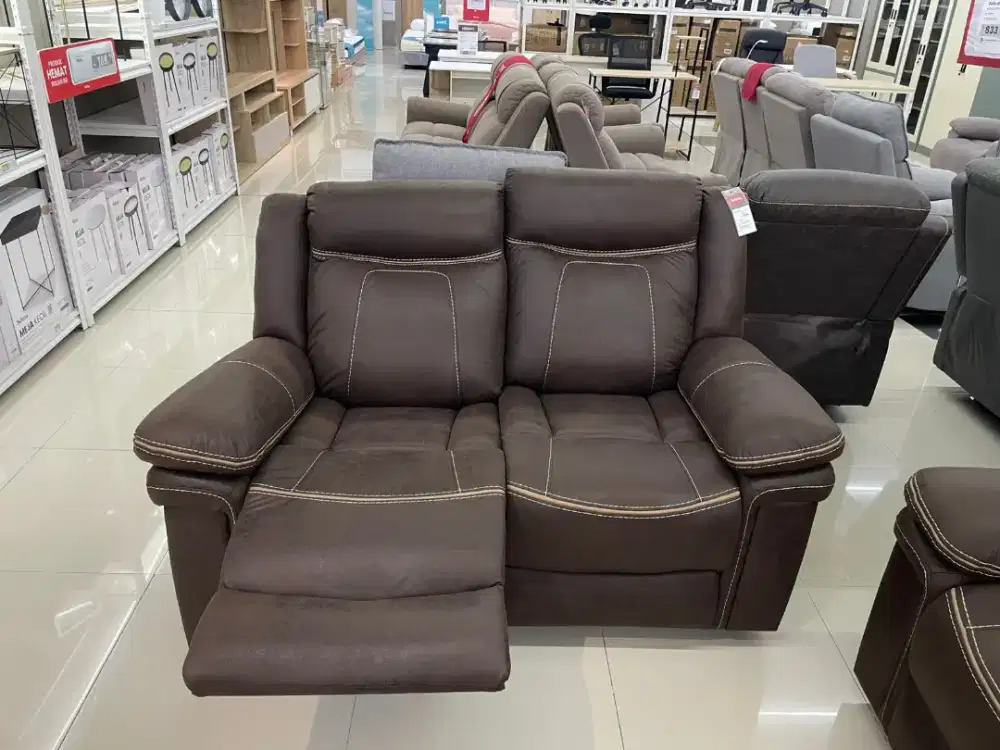Set Sofa Reclinernya Winchester