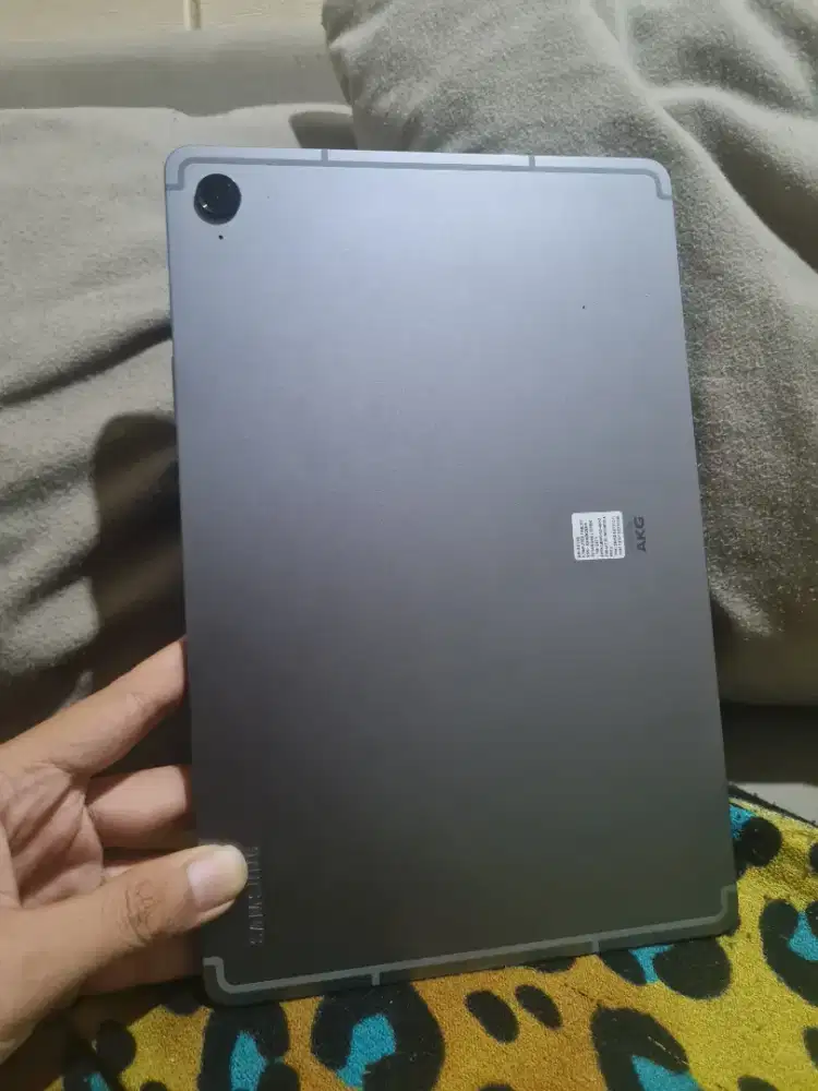 Samsung Galaxy Tab S9 FE 5G 6/128GB Wifi+celuller Sein Indonesia