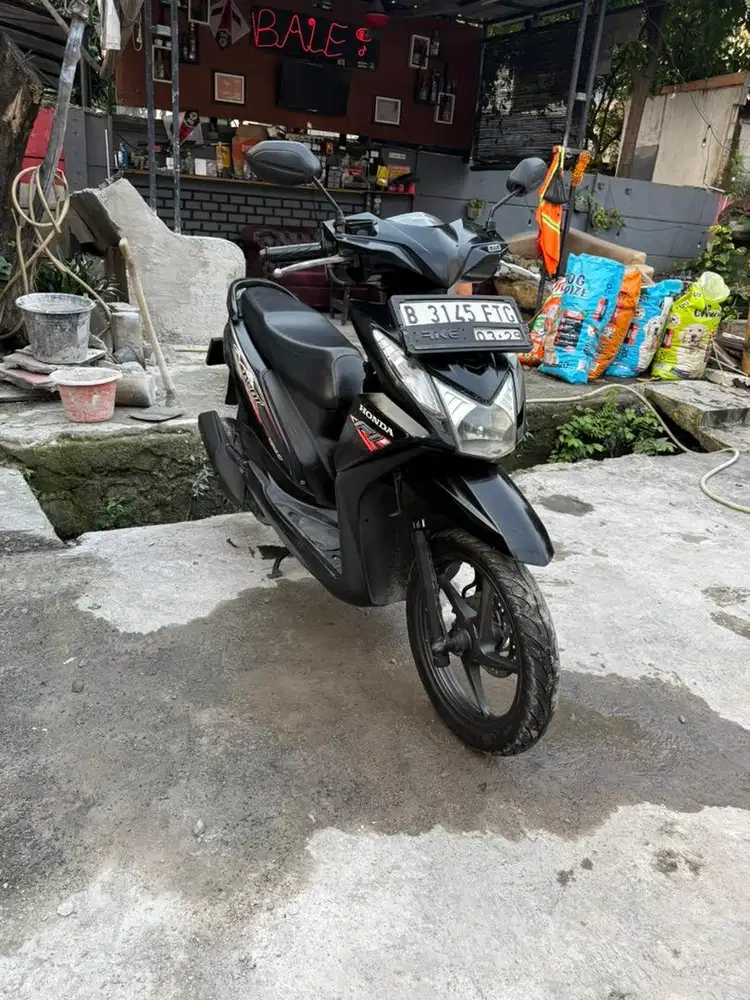 HONDA BEAT FI 2014 PAJAK HIDUP