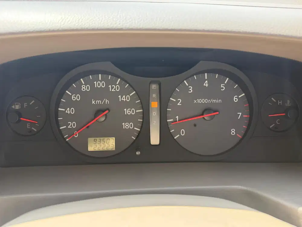 Nissan Serena 2010 Bensin