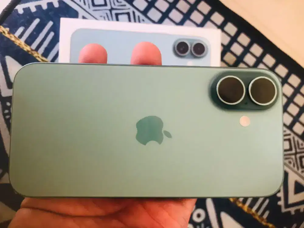 Dijual iPhone 16 128Gb sesuai gambar