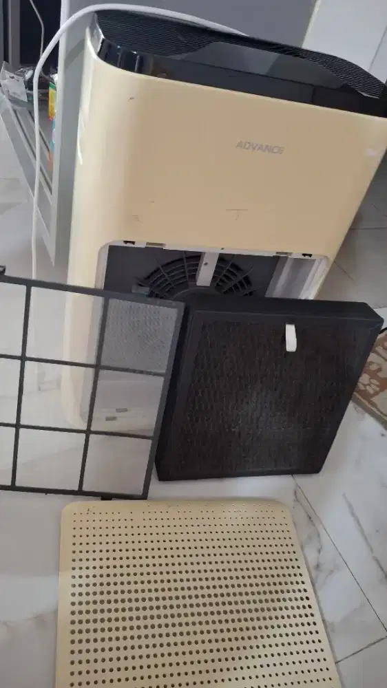 AIR PURIFIER ADVANCE Warna cream