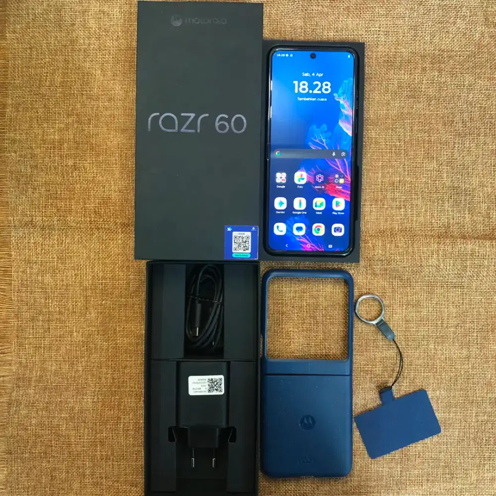 Like new Motorola Razr 60 5G 8/256GB Pantone Gibraltar sea Resmi Indo