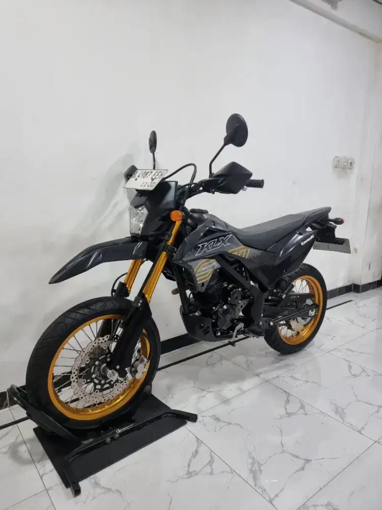 Kawasaki KLX 150 SM SE USD LED 2025 / 2026 bln 11 Like new