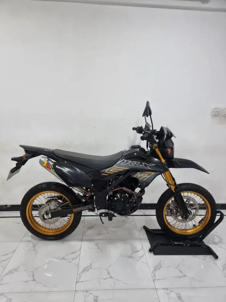 Kawasaki KLX 150 SM SE USD LED 2025 / 2026 bln 11 Like new