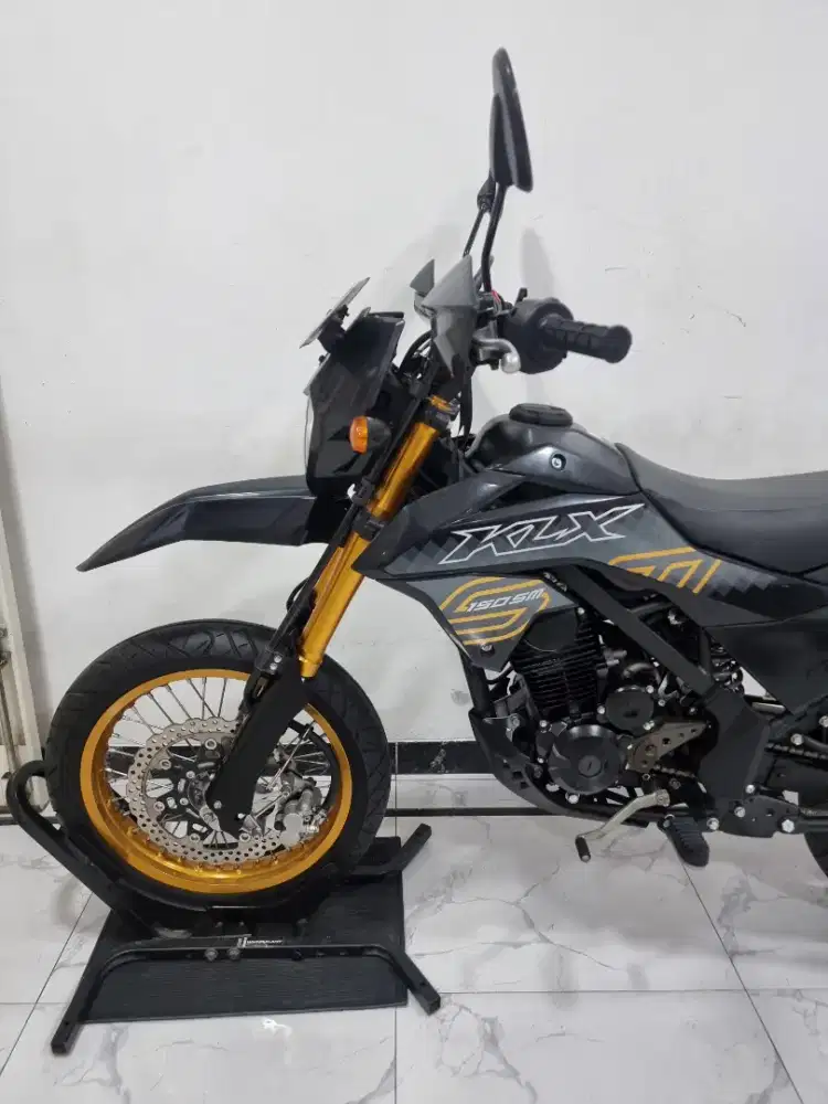 Kawasaki KLX 150 SM SE USD LED 2025 / 2026 bln 11 Like new
