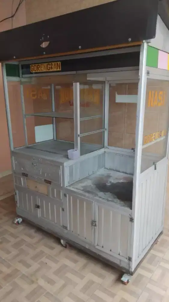 Gerobak dagang stainles roda kecil