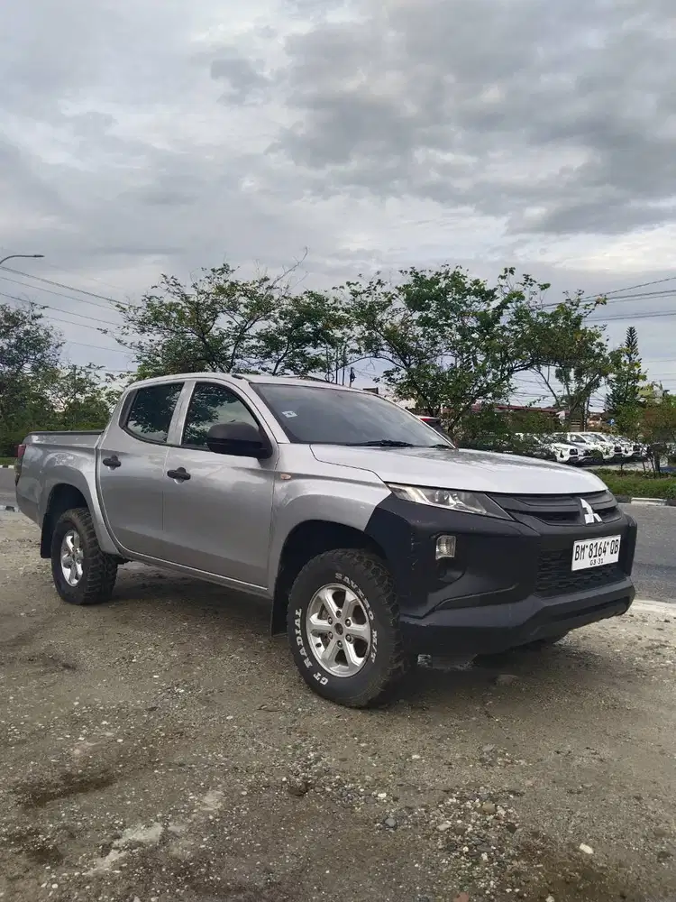 Triton HDX D-Cab 4x4 Diesel 2.5 M/T