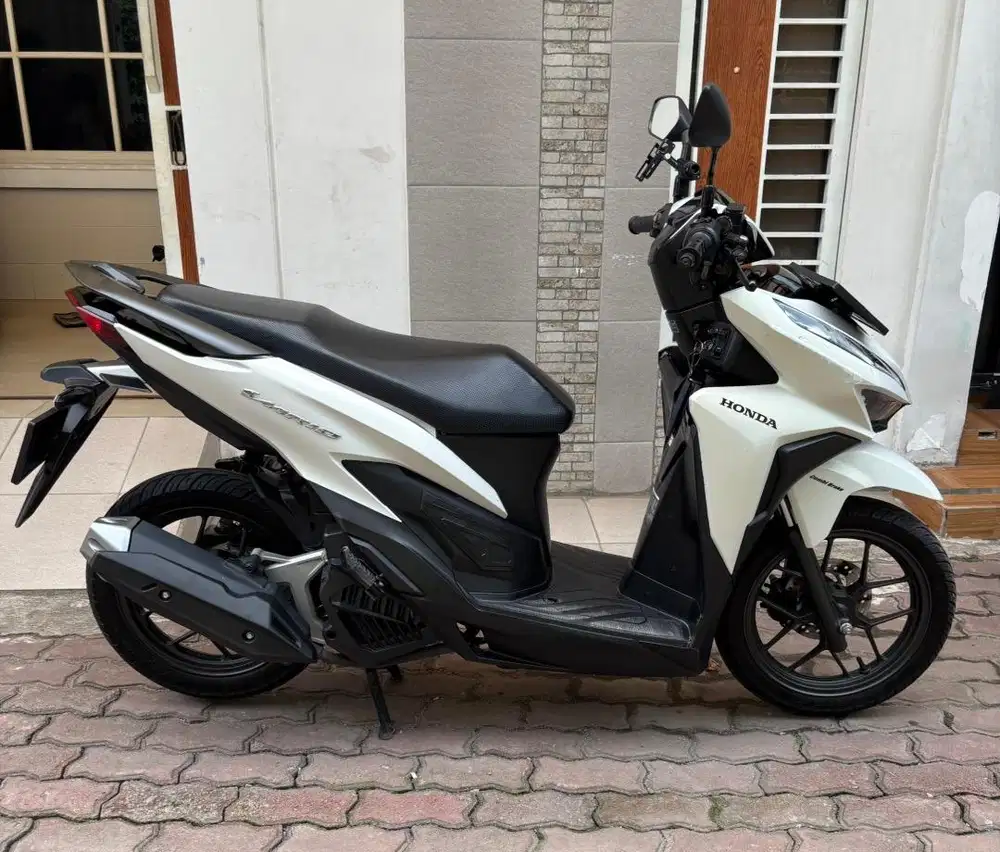 Vario 125 CBS ISS 2021 ISTIMEWA (KM 5.000++)