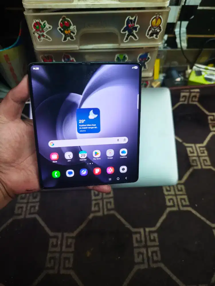 Samsung Z Fold 5 Sein 1TB Normal Siap Pakai