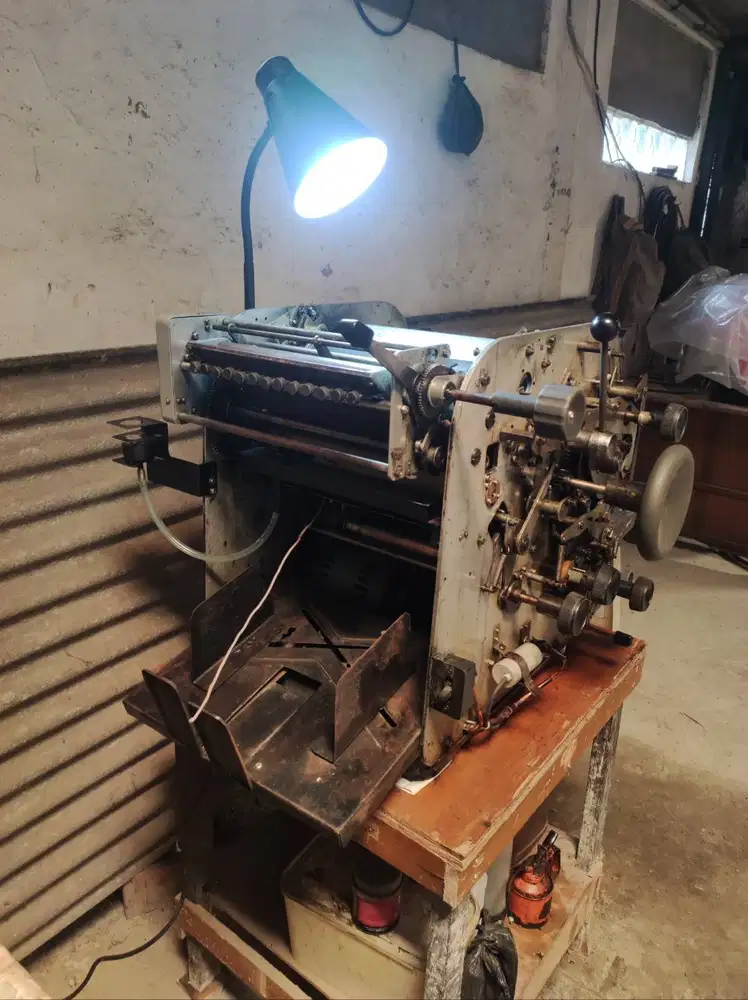 Jual Mesin Offset Toko 810 Mulus Siap Kerja