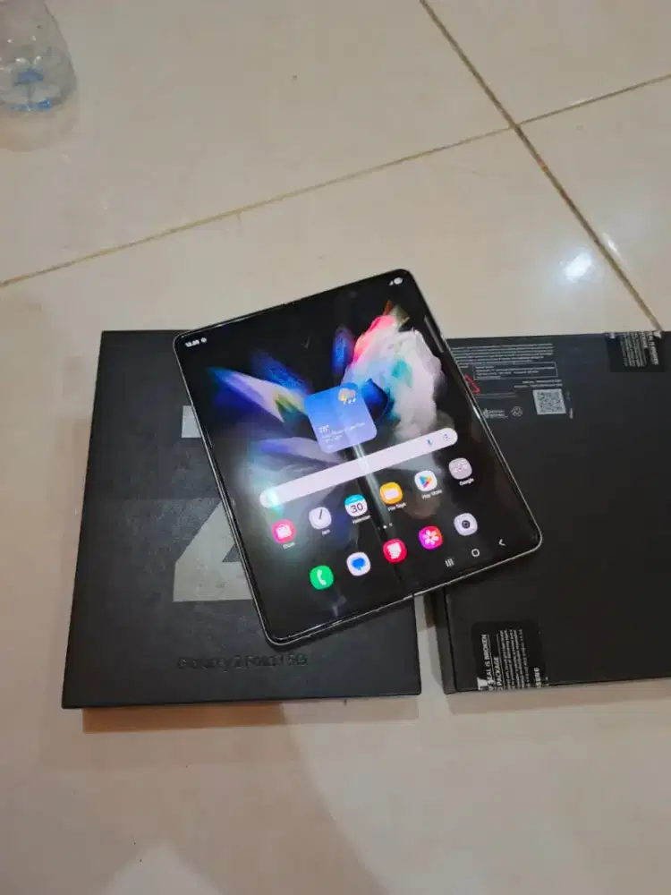 Samsung Z fold 3 12/256 sein Fullset no minuss