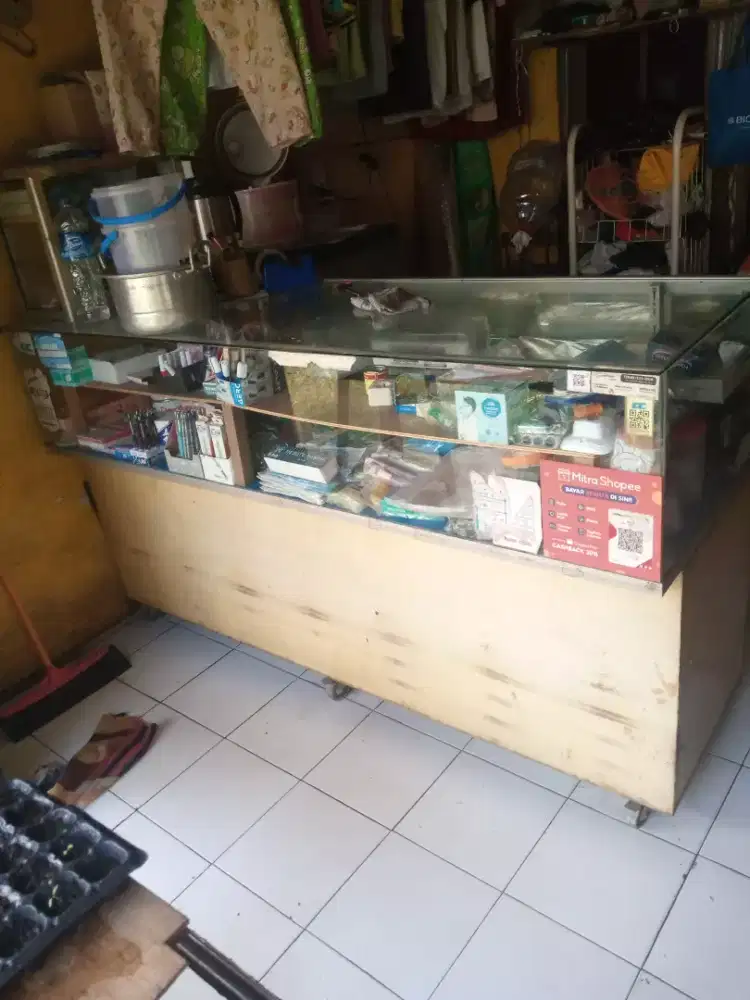 Jual etalase toko sesuai poto