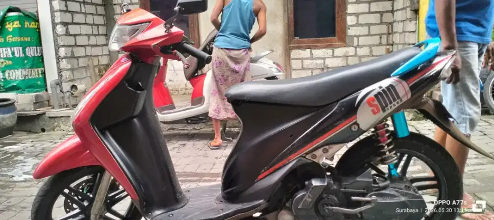 Suzuki spin 2009