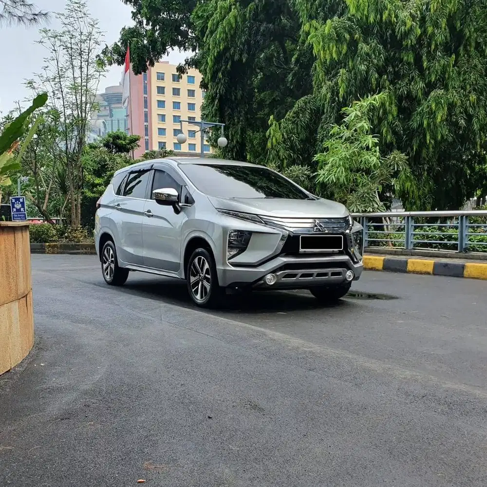 XPANDER ULTIMATE 2017 SILVER