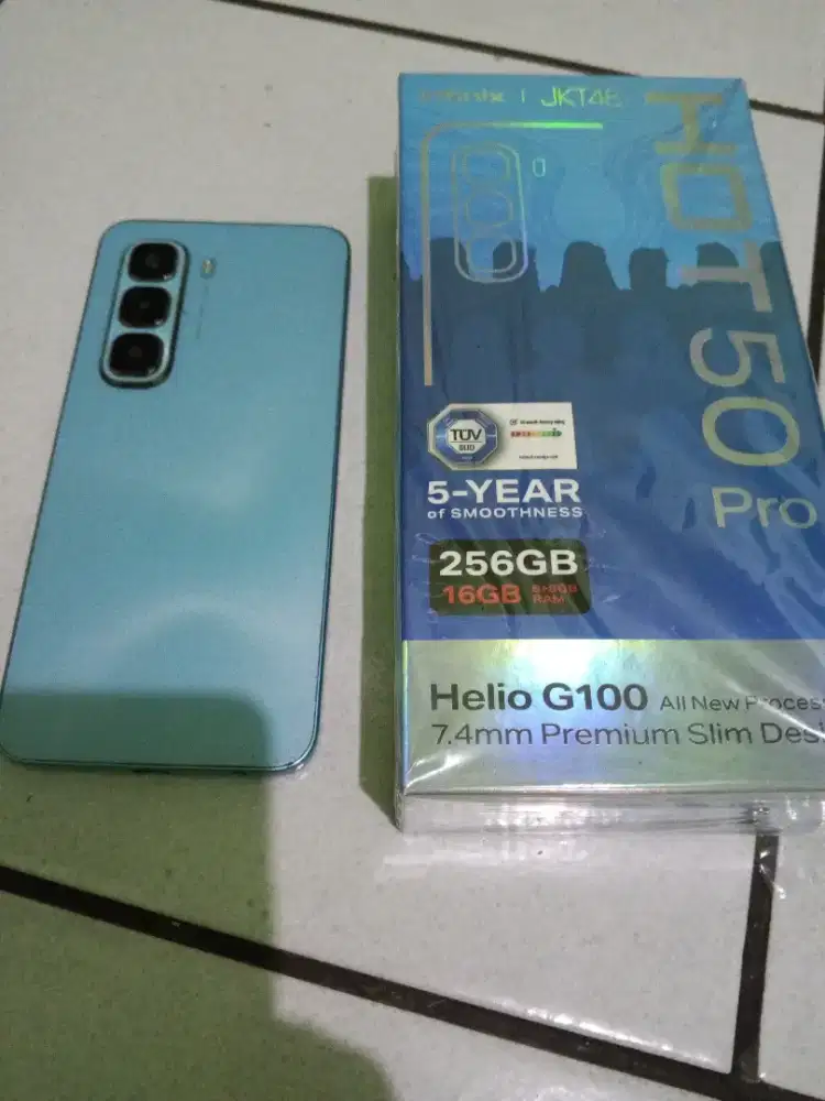 Handphone android Infinix hot 50 Pro 8/256 lengkap mulus