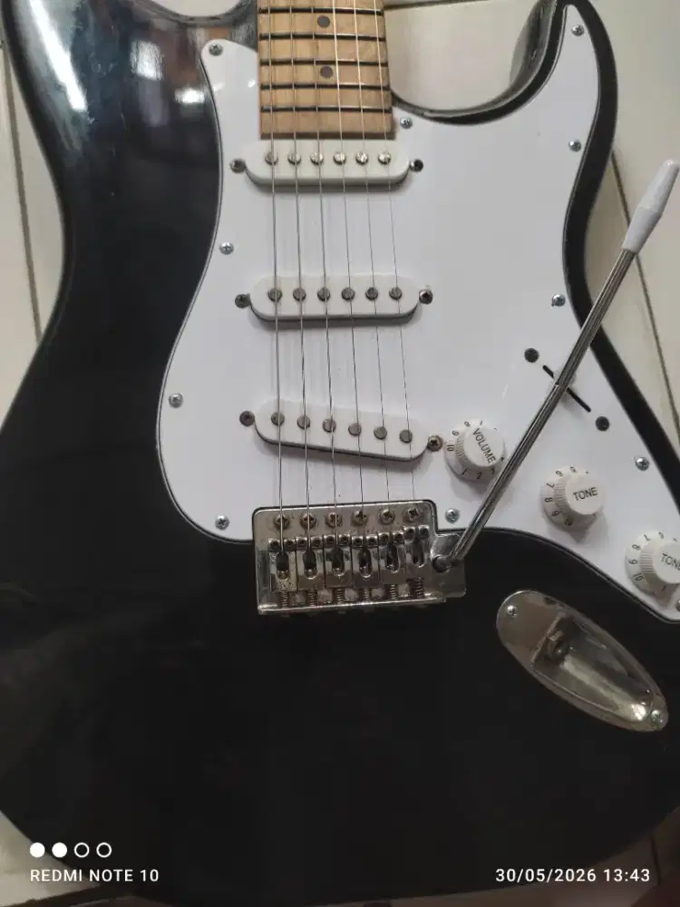 Gitar fender stratocester