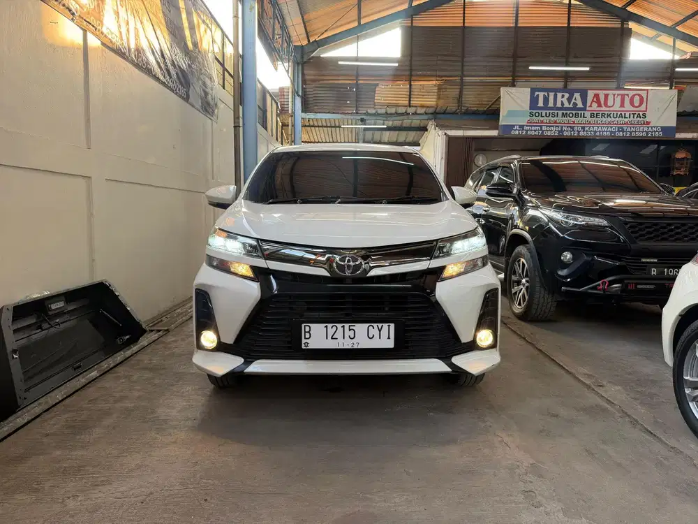 Toyota Avanza 1.5 Veloz AT MATIC 2021 Putih kondisi antik memuaskan