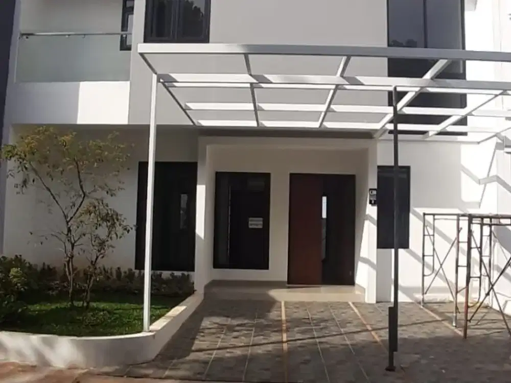 Rumah Bagus Brand  New Dalam Townhouse Strategis Di Kawasan Pejaten Jakarta Selatan
