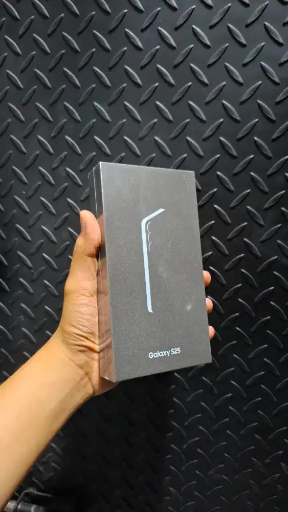 SAMSUNG S25 256 GB Rp 12.999.000 GRATIS SPEAKER
