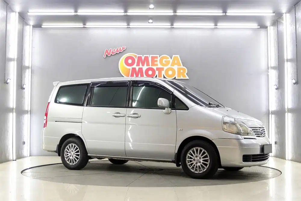 ANTIK NISSAN SERENA CT 2.0 AT TAHUN 2010